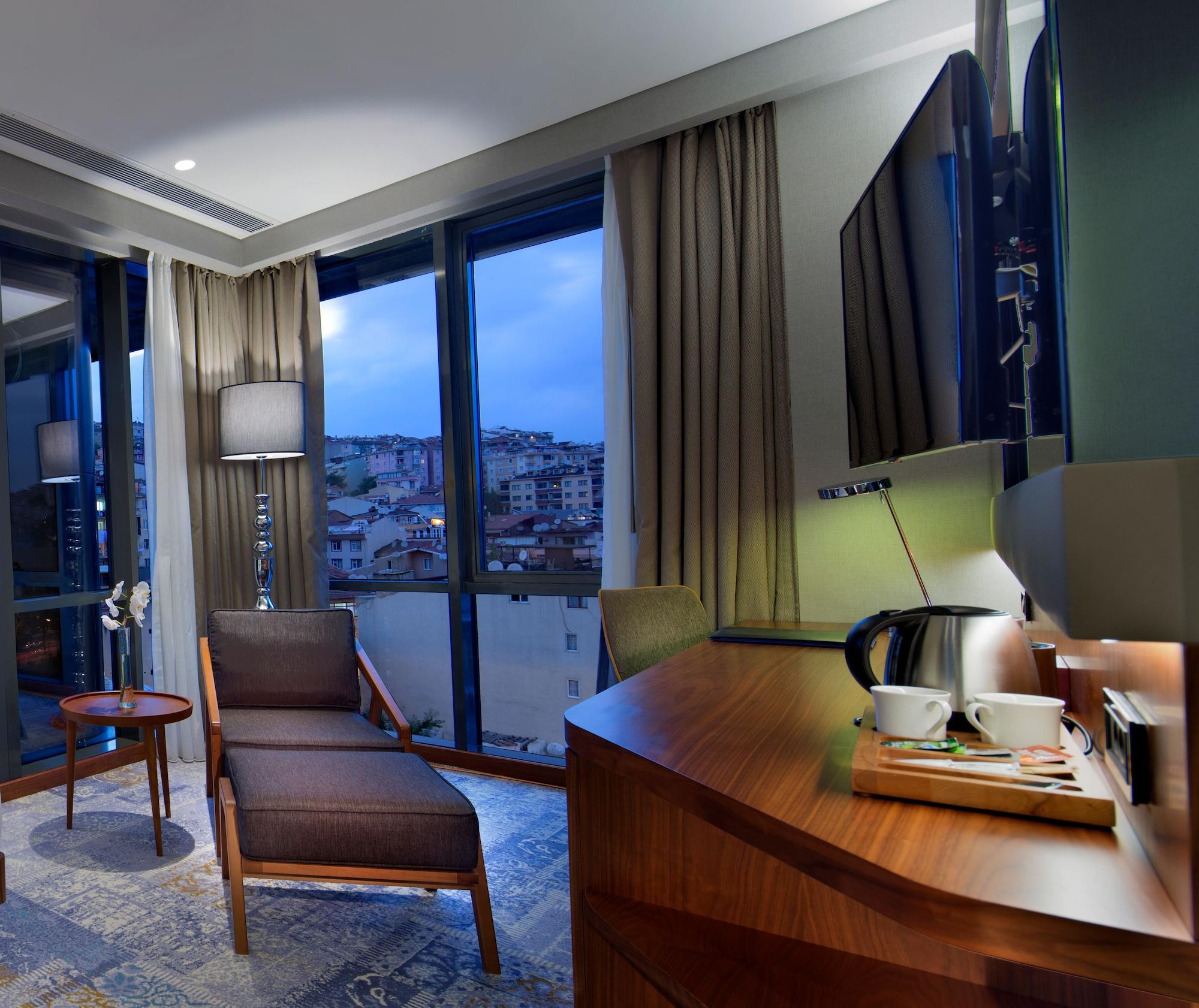 Doubletree By Hilton Istanbul - Piyalepasa Hotel Exterior foto A room at the hotel