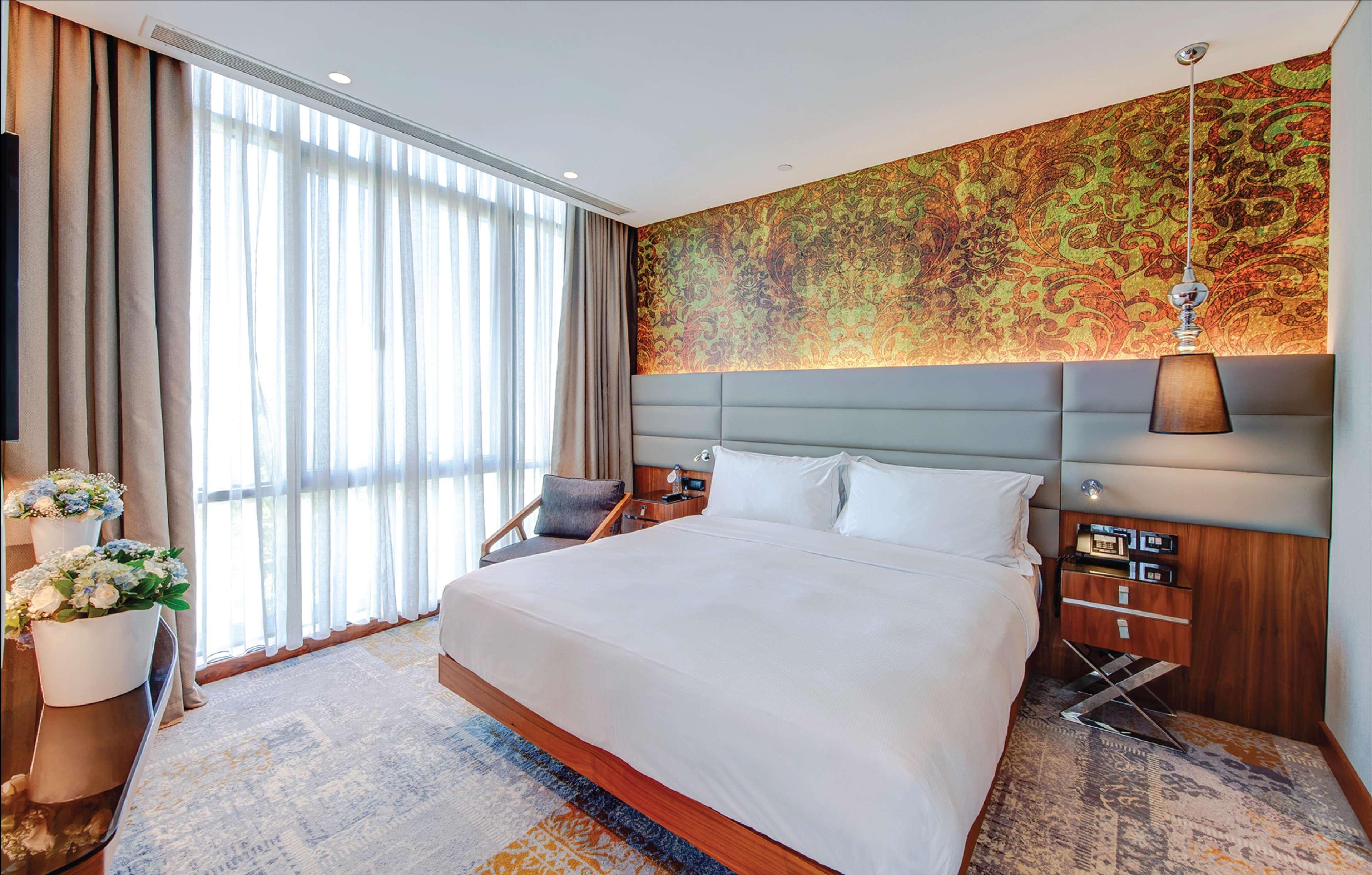 Doubletree By Hilton Istanbul - Piyalepasa Hotel Exterior foto Deluxe Room