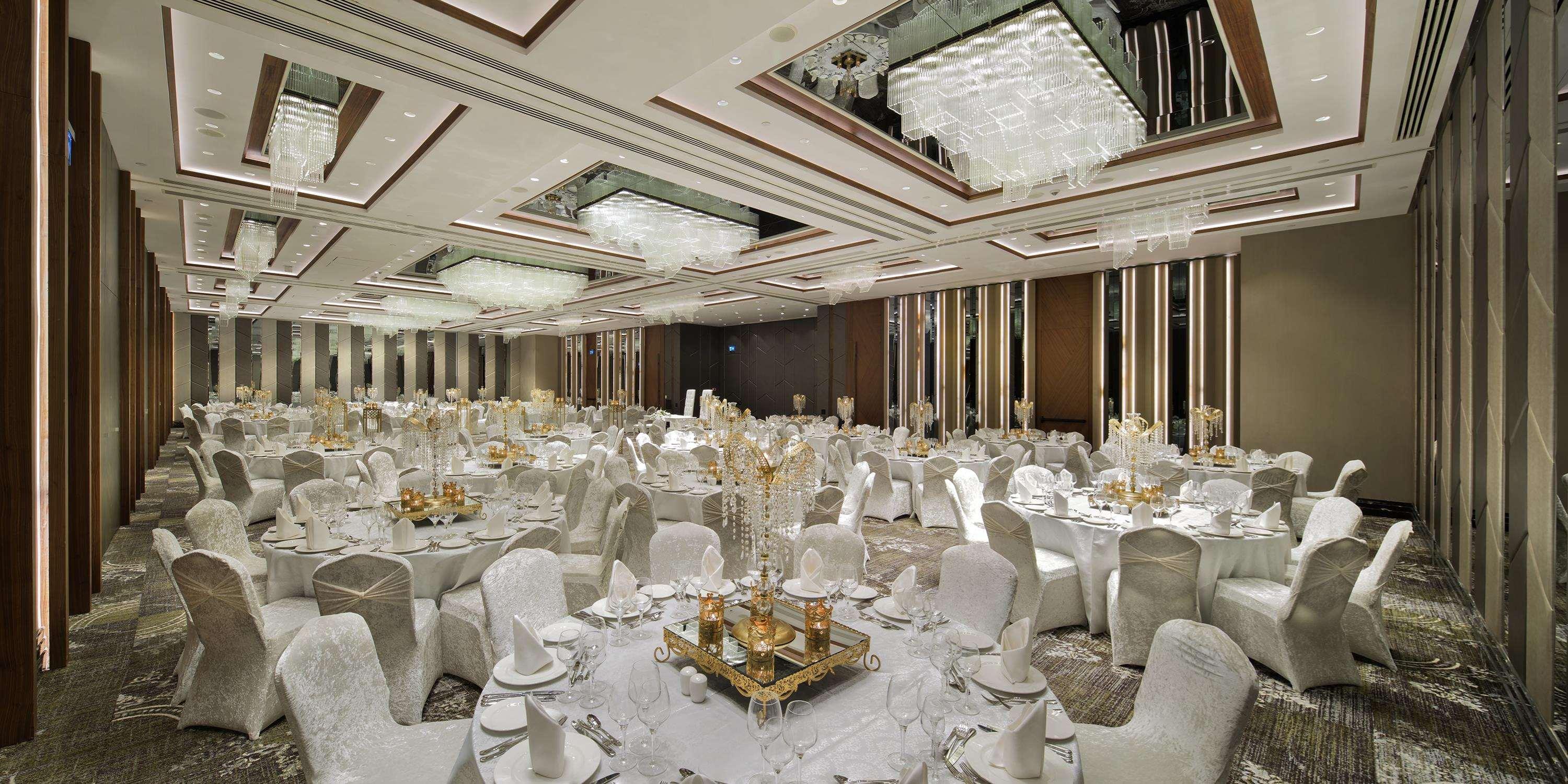Doubletree By Hilton Istanbul - Piyalepasa Hotel Exterior foto The ballroom