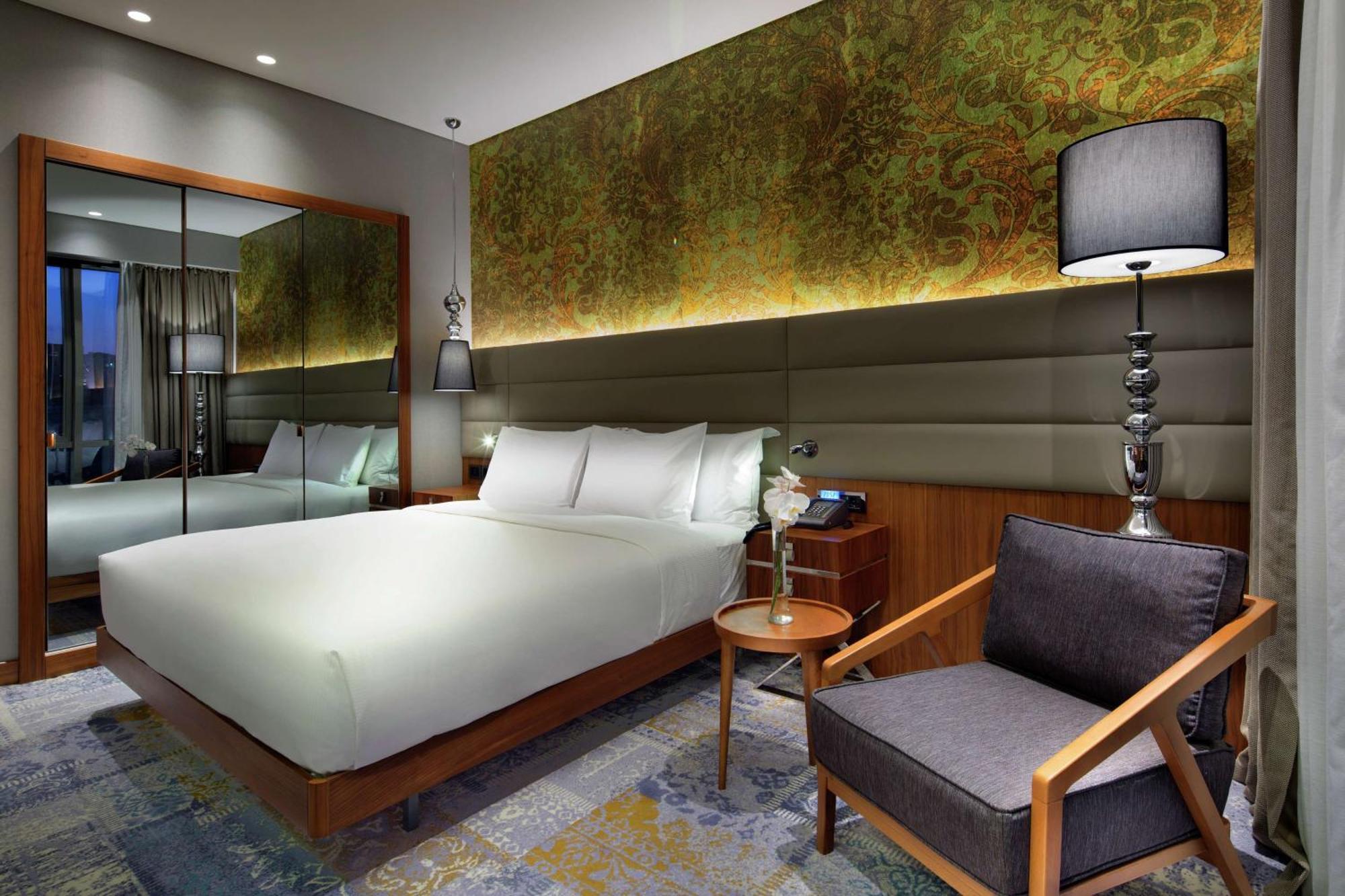 Doubletree By Hilton Istanbul - Piyalepasa Hotel Exterior foto Deluxe Room