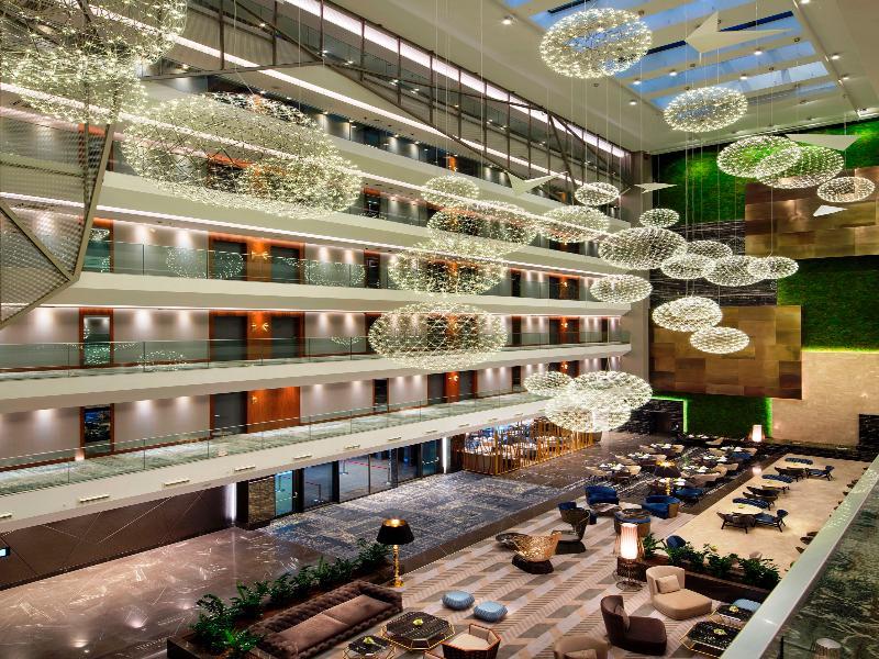 Doubletree By Hilton Istanbul - Piyalepasa Hotel Exterior foto The hotel's lobby