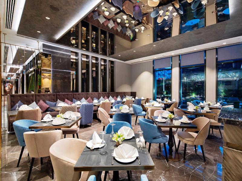 Doubletree By Hilton Istanbul - Piyalepasa Hotel Exterior foto The interior of the restaurant